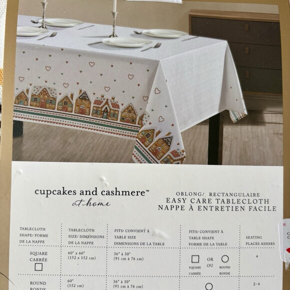 Cupcakes and Cashmere| Oblong Easy Care Tablecloth Gingerbread Houses Hearts NEW - Picture 3 of 6